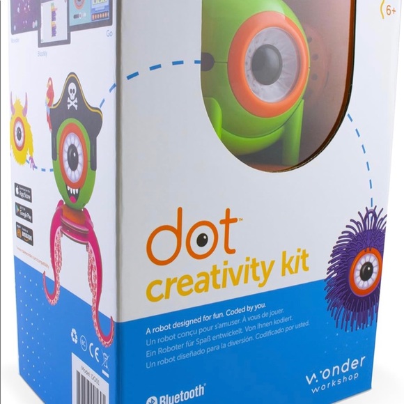 Wonder Workshop Dot Creativity Kit Robot - Picture 2 of 5